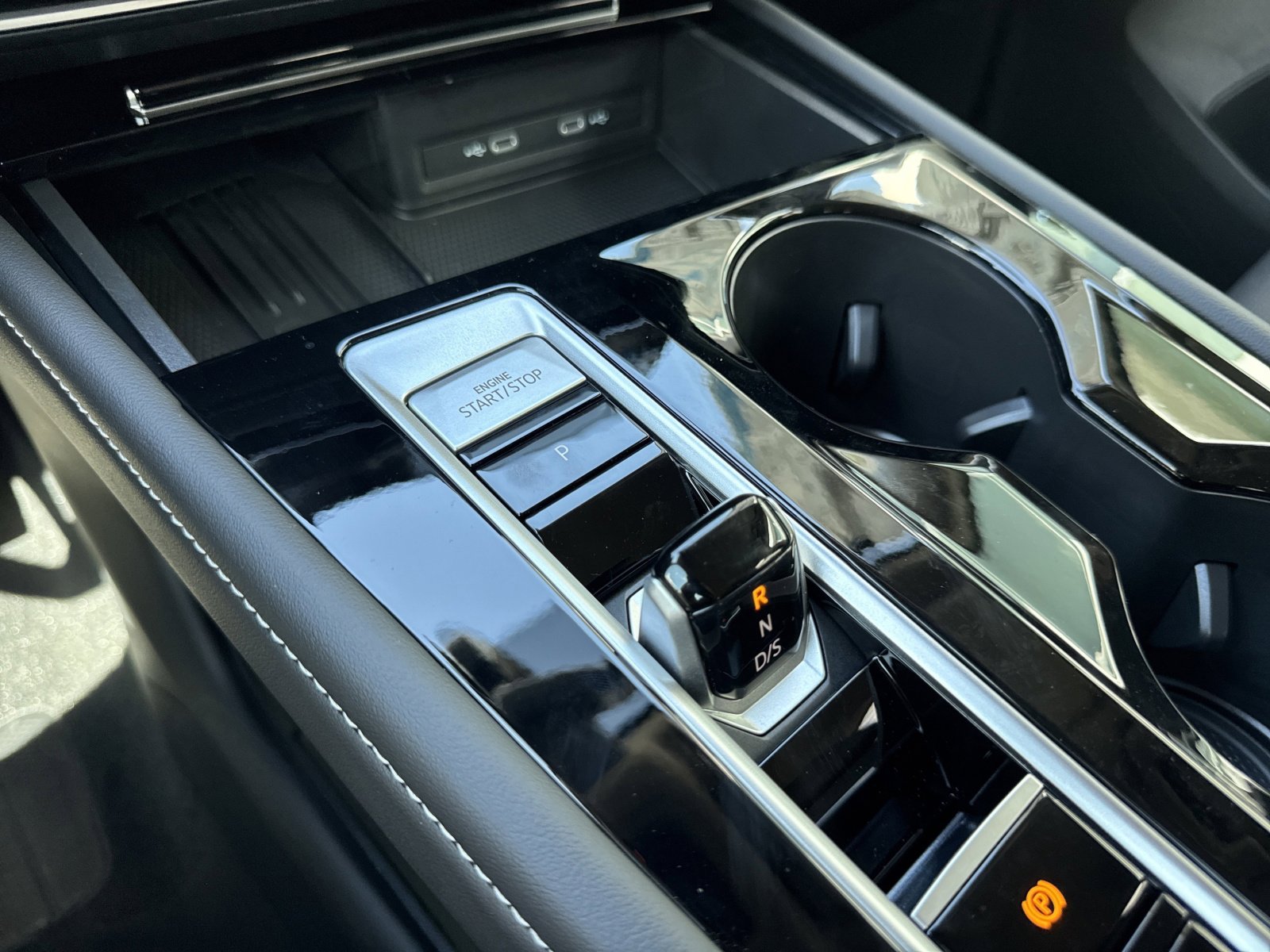 New 2026 Volkswagen Atlas SE image 29