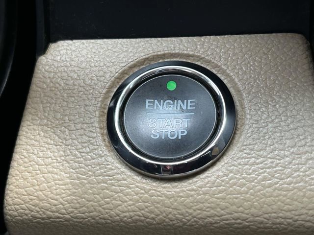 Used 2019 Ford F250 Lariat w/ Lariat Ultimate Package AWD/4WD image 29