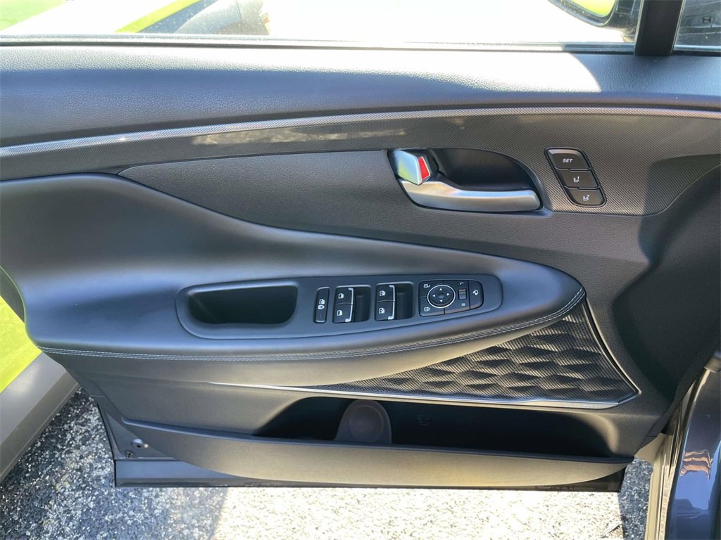 Certified 2022 Hyundai Santa Fe Limited image 16