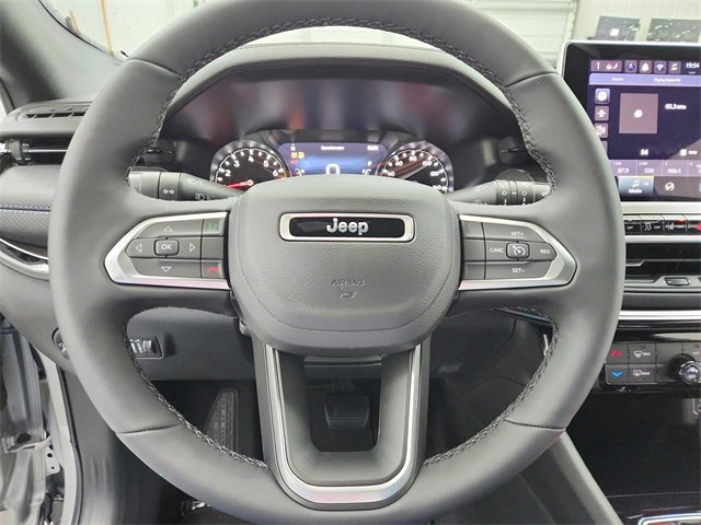 New 2026 Jeep Compass Latitude image 22