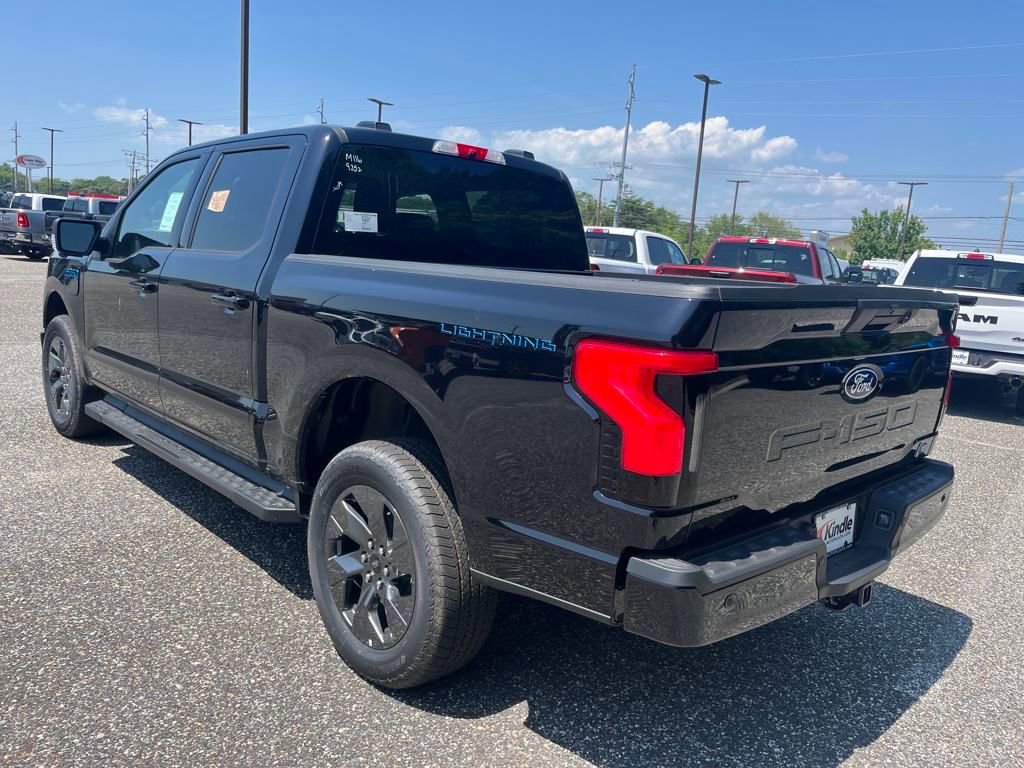New 2025 Ford F150 Lightning Flash image 27