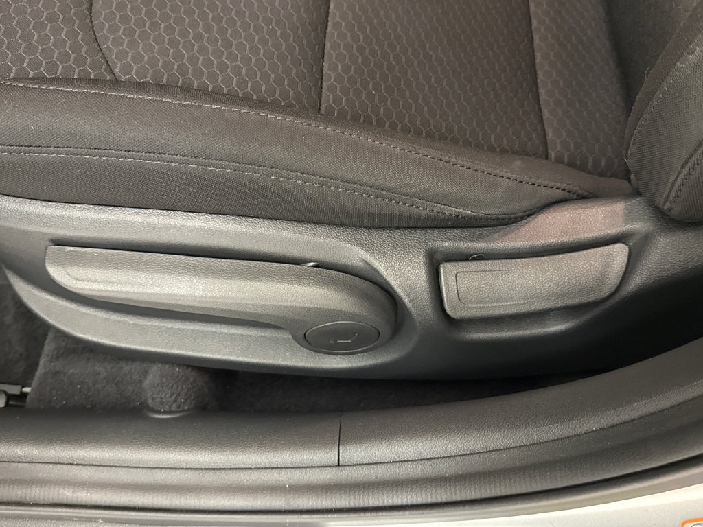 Used 2020 Hyundai Elantra SEL w/ Cargo Package (C1) FWD image 19