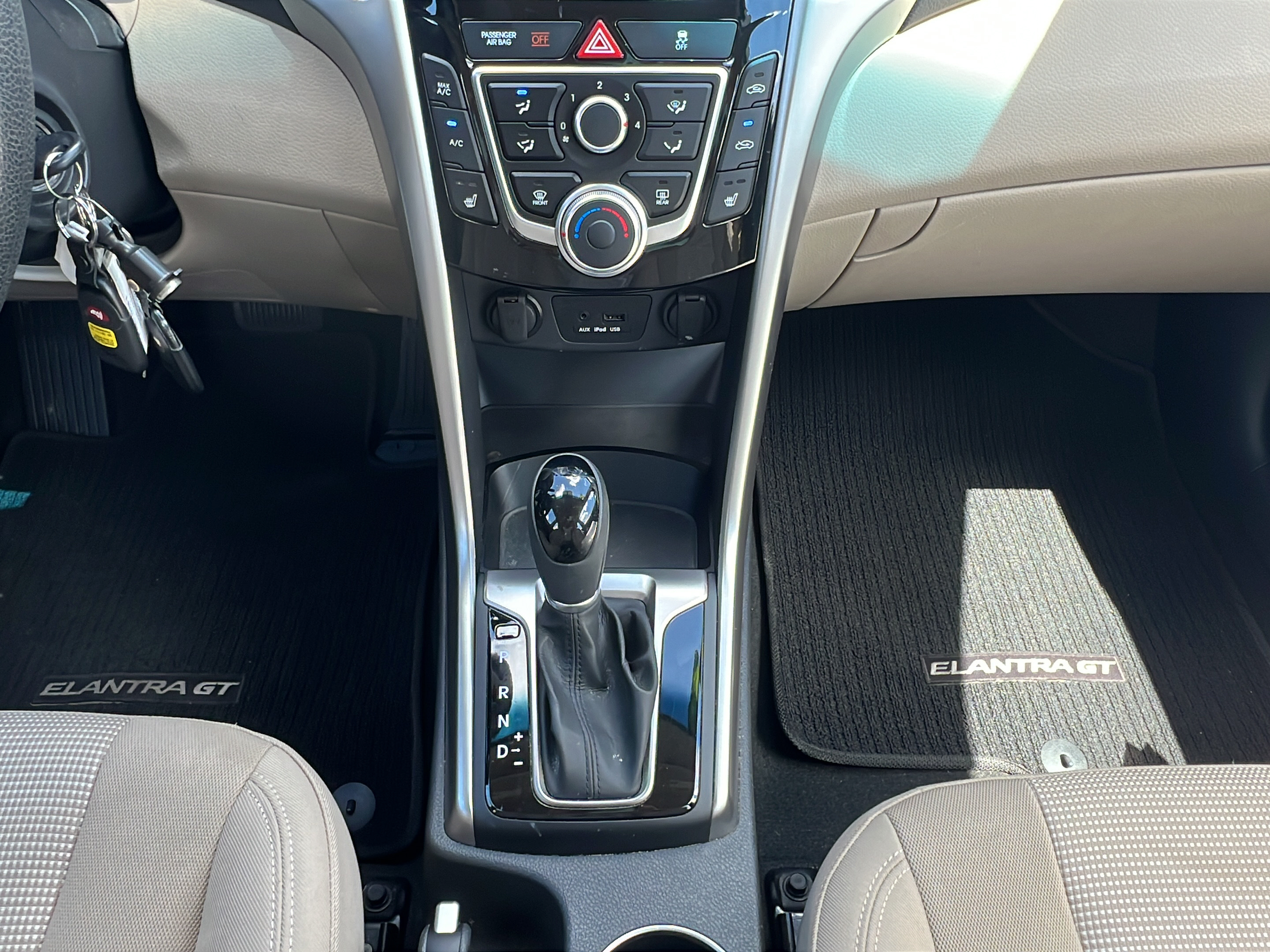 Used 2013 Hyundai Elantra GT FWD image 15