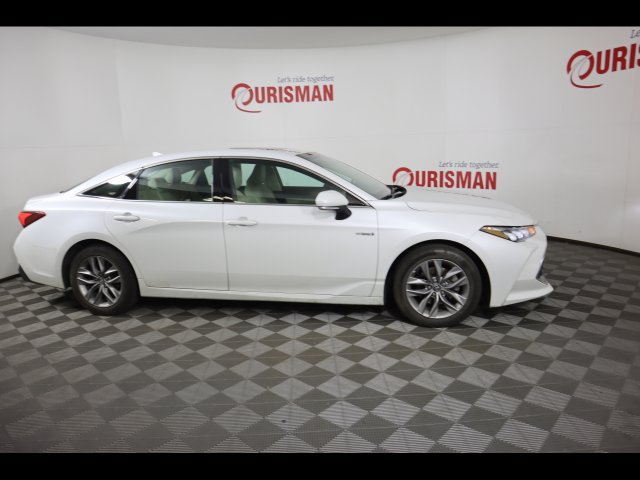 Used 2020 Toyota Avalon XLE w/ Moonroof Package FWD image 31