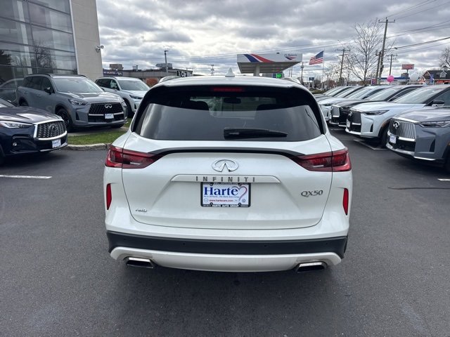 Certified 2022 INFINITI QX50 Luxe w/ Appearance Package image 6