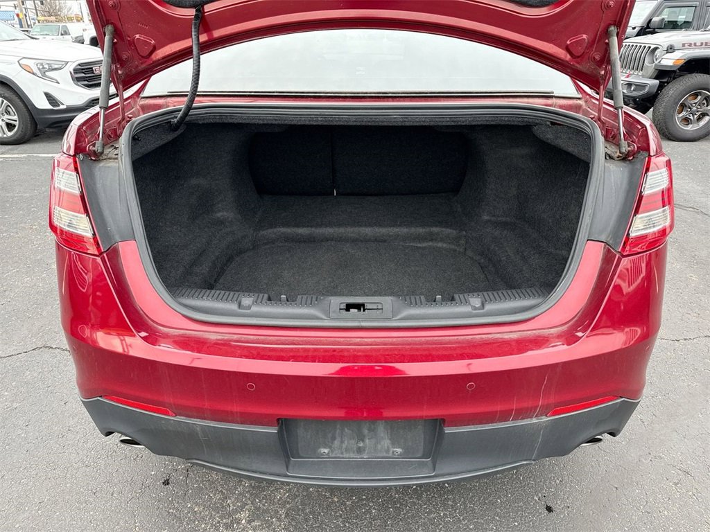 Used 2019 Ford Taurus Limited image 24