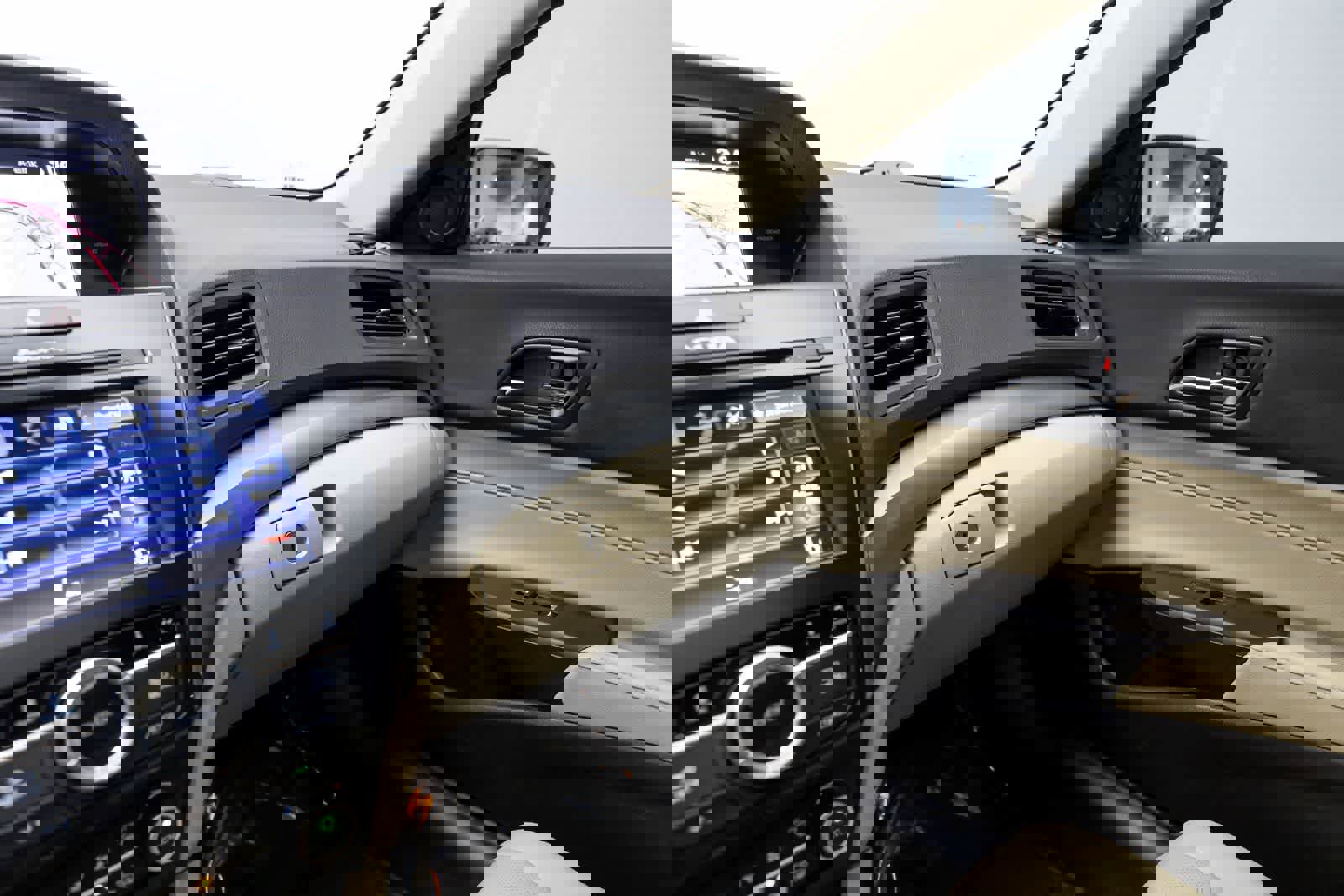 Used 2018 Acura ILX w/ Premium Package image 37