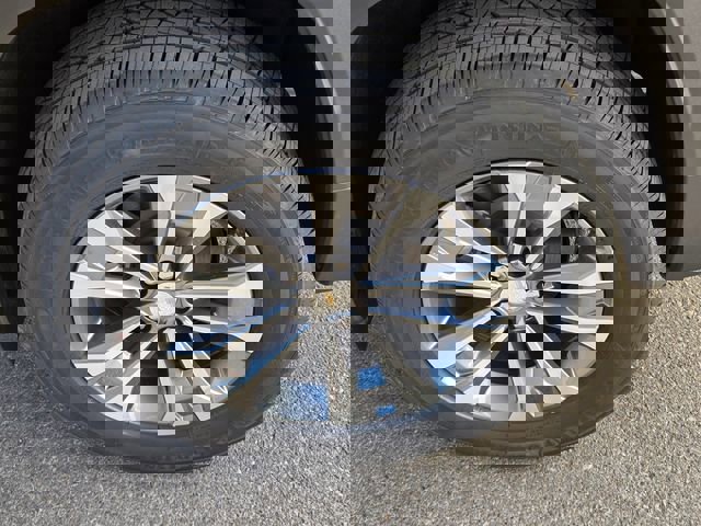 New 2026 Chevrolet Equinox LT image 5