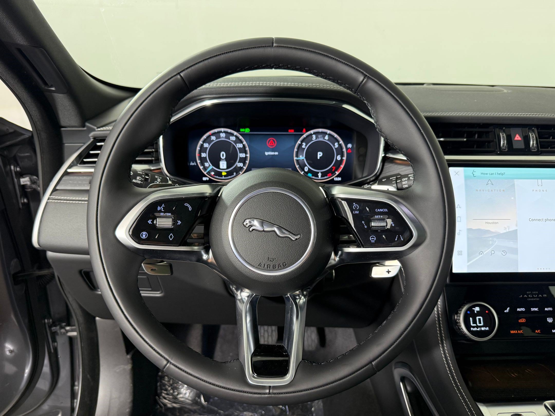 New 2026 Jaguar F-PACE R-Dynamic S AWD/4WD image 10