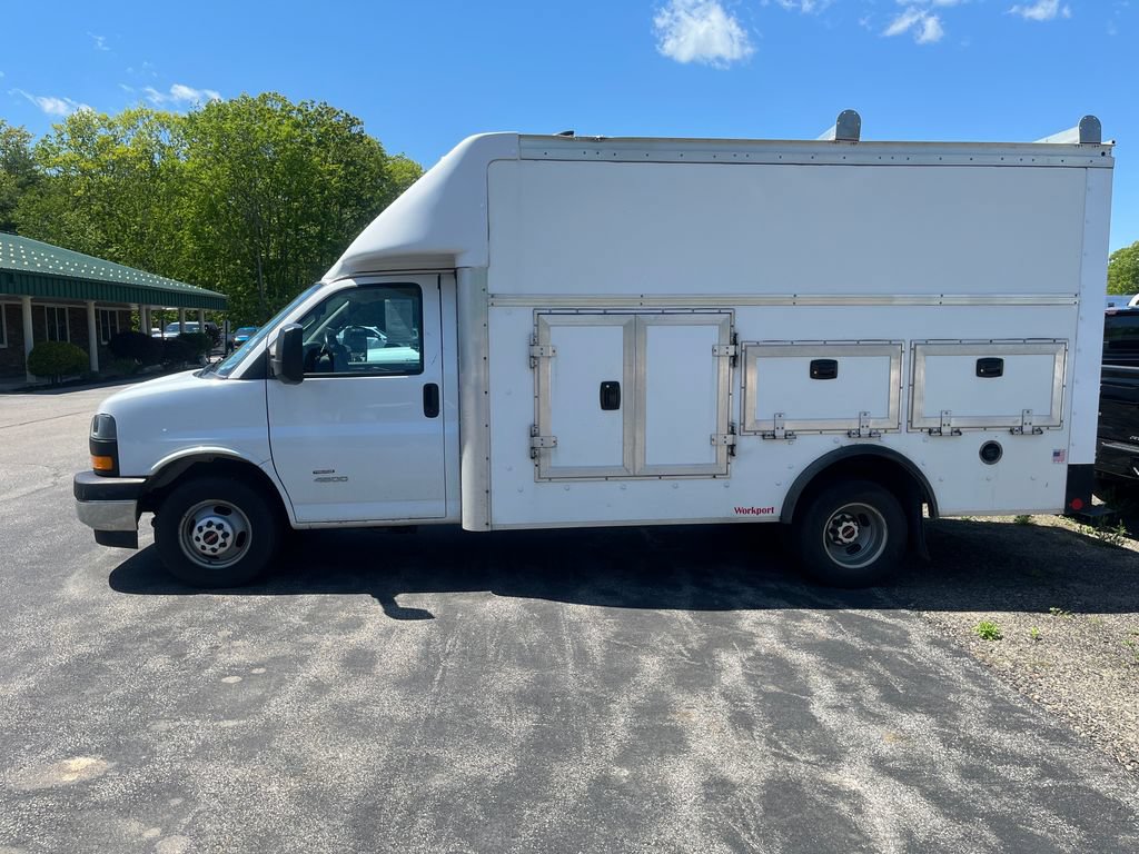 Certified 2022 GMC Savana 4500 w/ Power Convenience Package RWD video 2