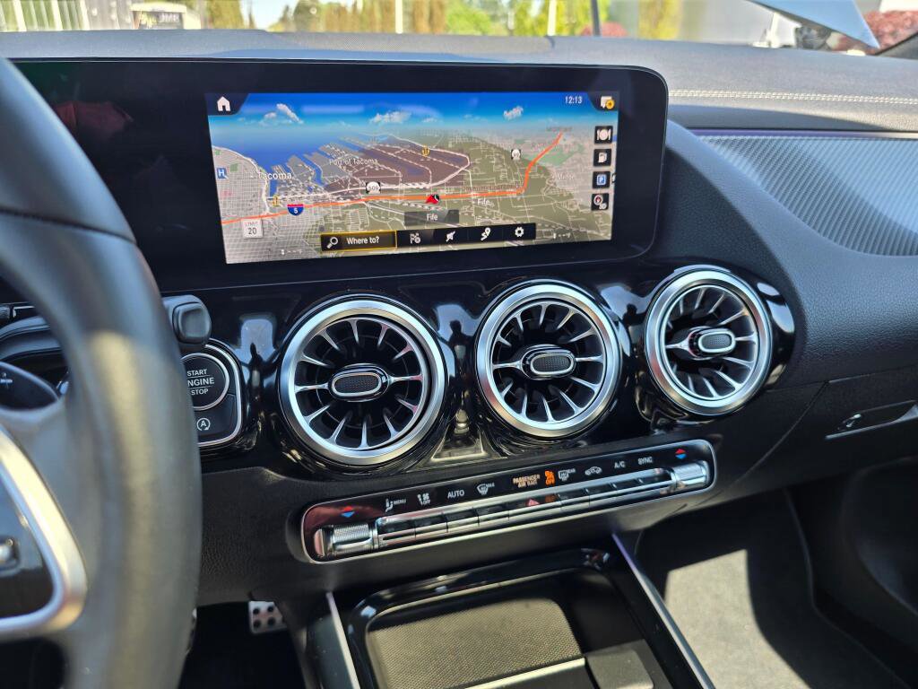 Used 2022 Mercedes-Benz GLA 250 4MATIC image 19