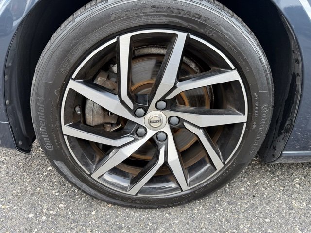 Used 2020 Volvo S60 T6 Momentum w/ Protection Package image 12