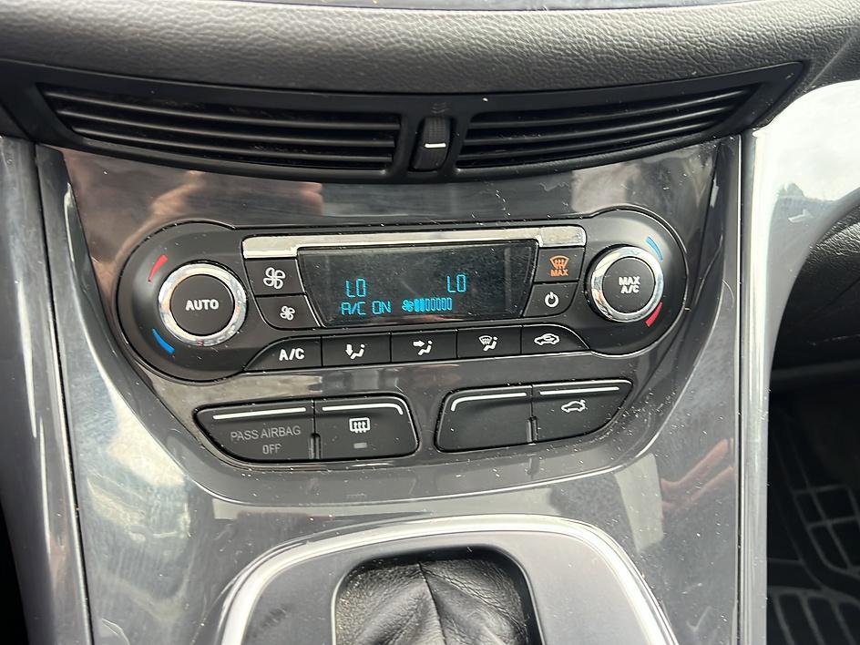Used 2013 Ford Escape Titanium AWD/4WD image 14