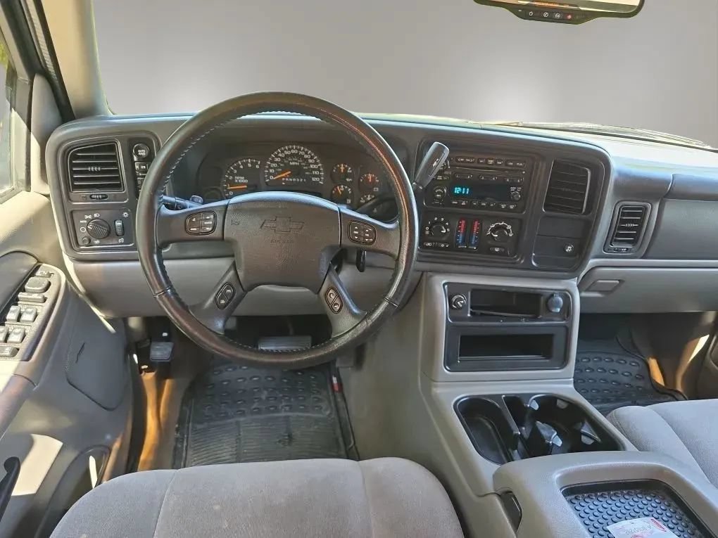 Used 2006 Chevrolet Avalanche Z71 w/ Preferred Equipment Group AWD/4WD image 15