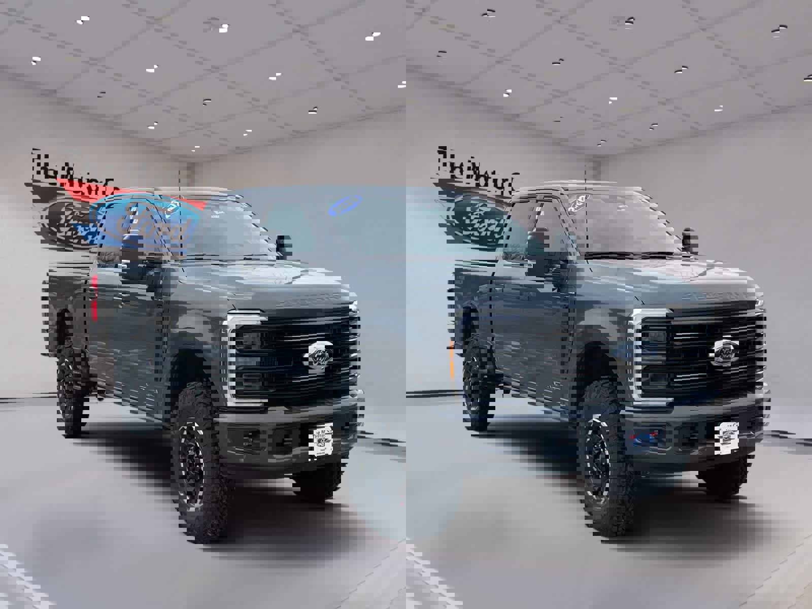 New 2026 Ford F250 Platinum w/ Tremor Off-Road Package AWD/4WD image 3