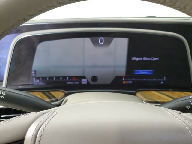 Used 2023 Cadillac Escalade Premium Luxury Platinum image 29