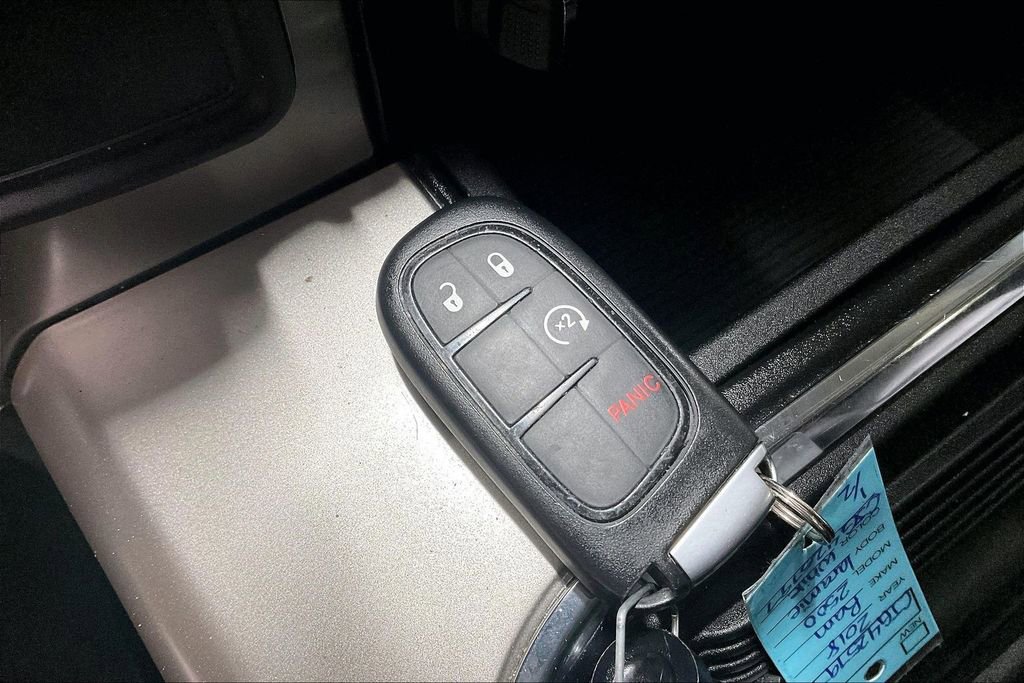 Used 2018 RAM 2500 Laramie w/ Sport Appearance Group AWD/4WD image 12