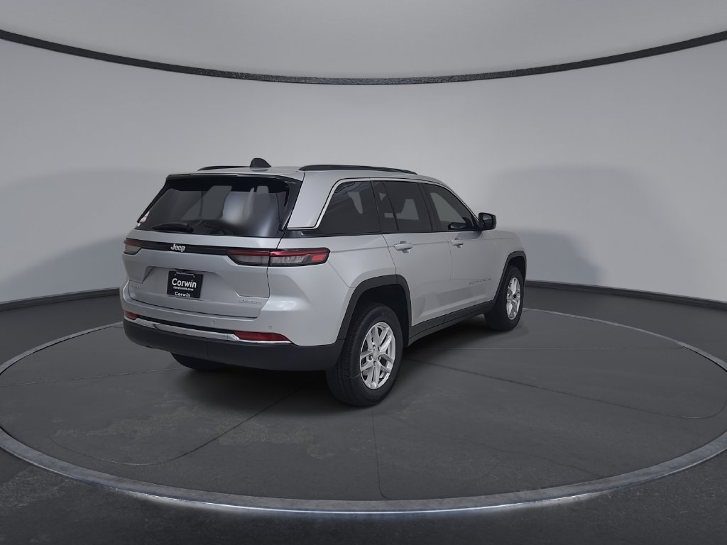 New 2026 Jeep Grand Cherokee Laredo X AWD/4WD image 14