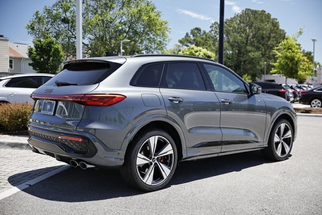 New 2026 Audi SQ5 Premium Plus AWD/4WD image 7
