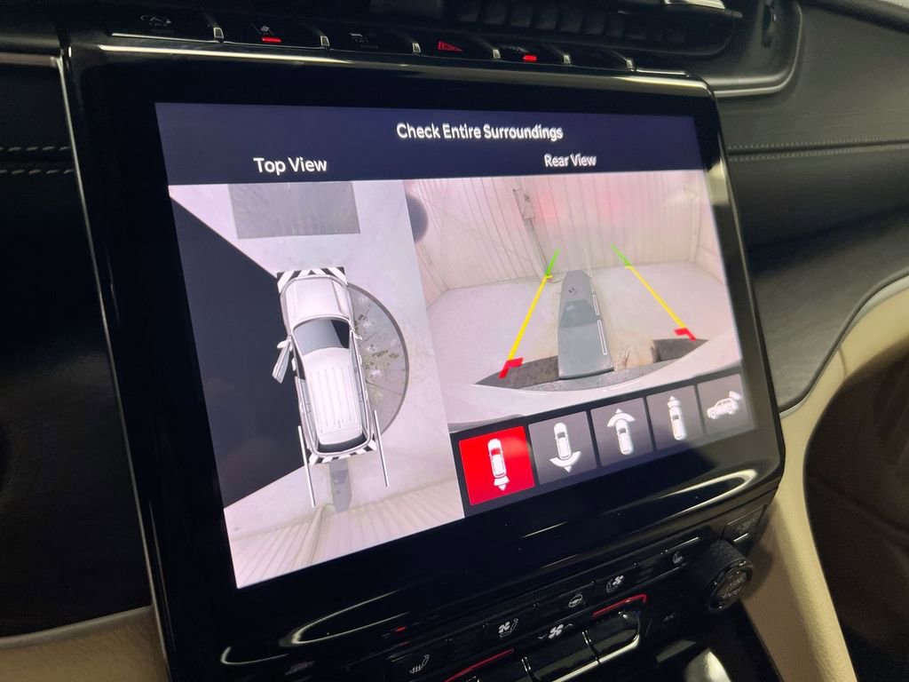 New 2025 Jeep Grand Cherokee L Limited w/ Luxury Tech Group II image 15