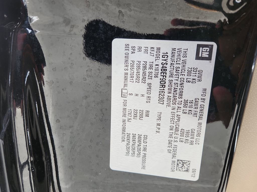 Used 2013 Cadillac Escalade Luxury image 20