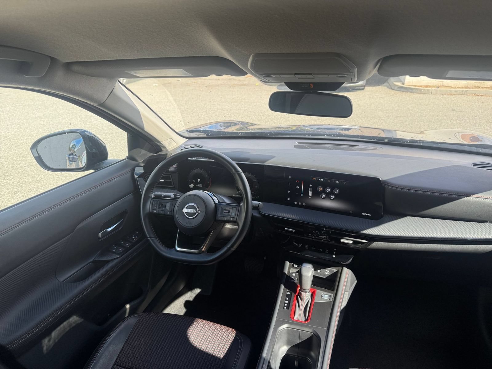 Used 2026 Nissan Kicks SR FWD image 33