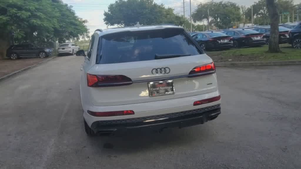 New 2026 Audi Q7 3.0T Prestige AWD/4WD image 7