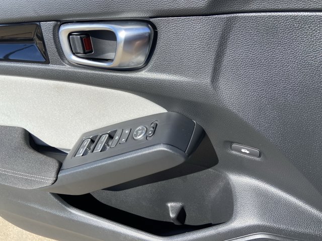 Used 2025 Honda Civic Sport image 47