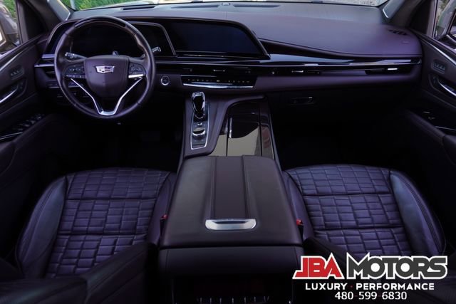 Used 2022 Cadillac Escalade Sport Platinum w/ Heavy-Duty Trailer Package image 39