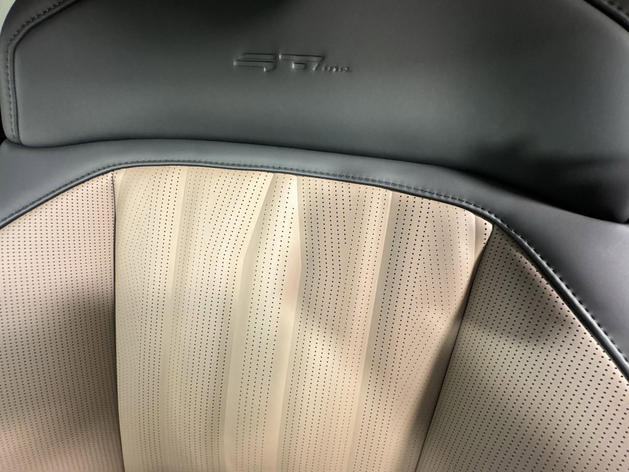 New 2026 Kia EV9 GT-Line image 18