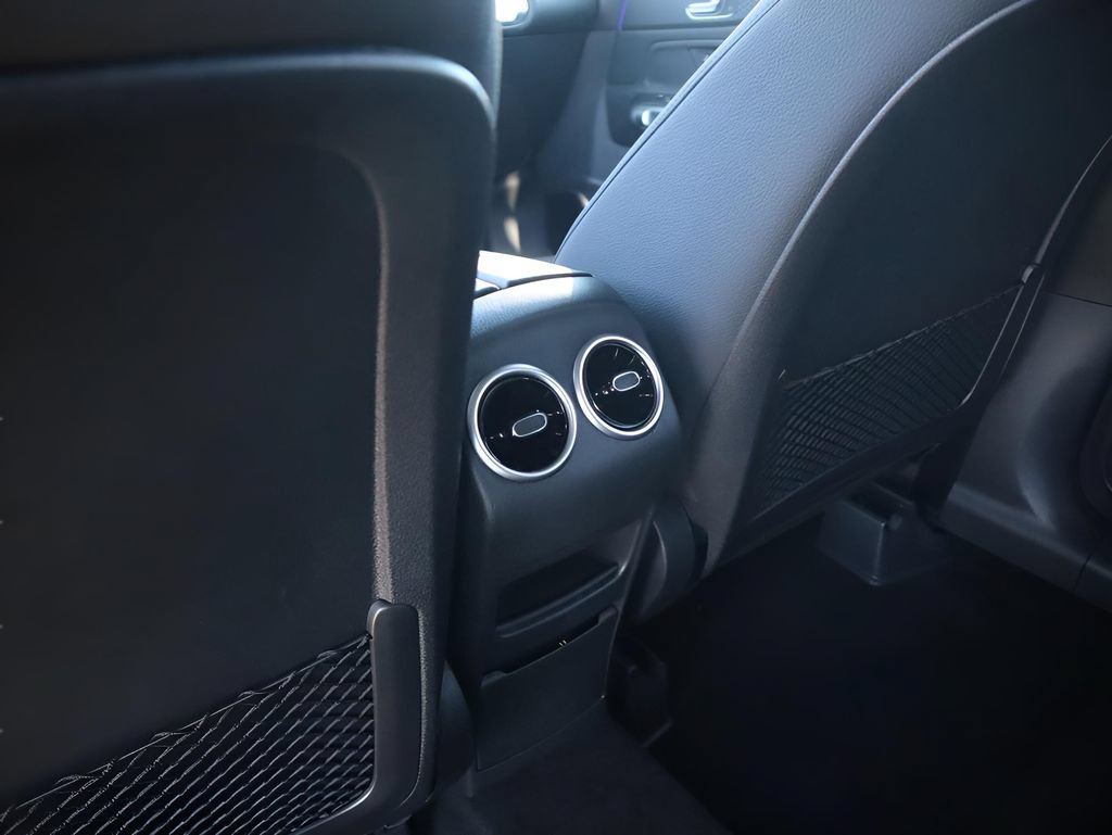 New 2026 Mercedes-Benz GLB 250 4MATIC image 24