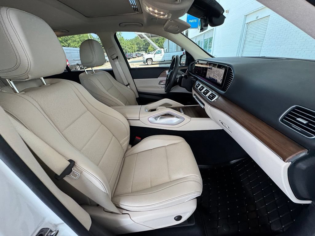 Used 2025 Mercedes-Benz GLE 350 4MATIC image 13
