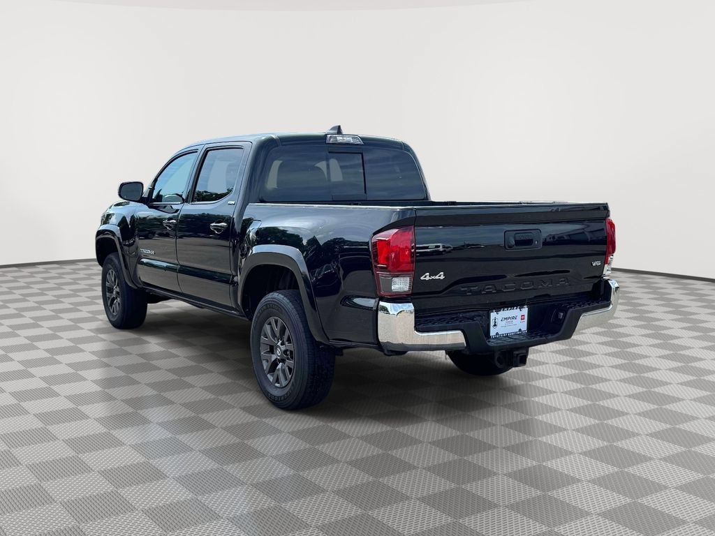 Used 2022 Toyota Tacoma SR5 AWD/4WD image 5