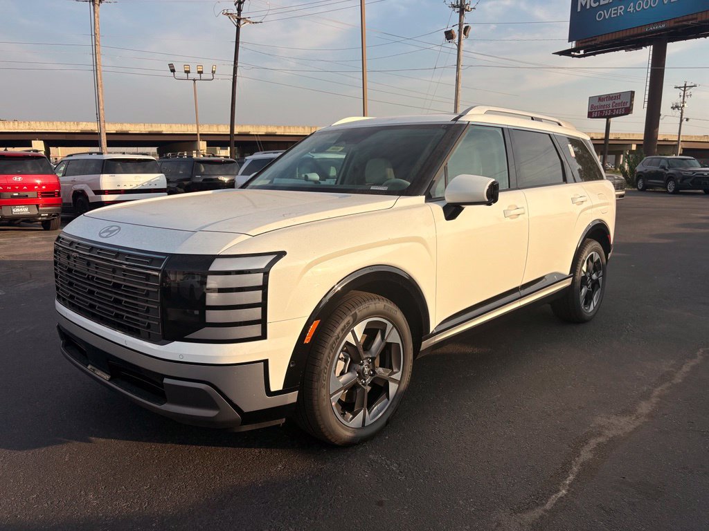 New 2027 Hyundai Palisade Limited FWD image 3