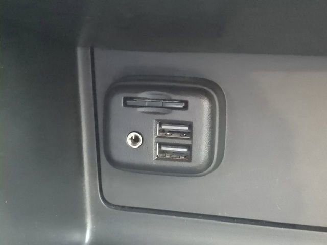 Used 2022 GMC Canyon Denali w/ Denali Black Edition Package image 25