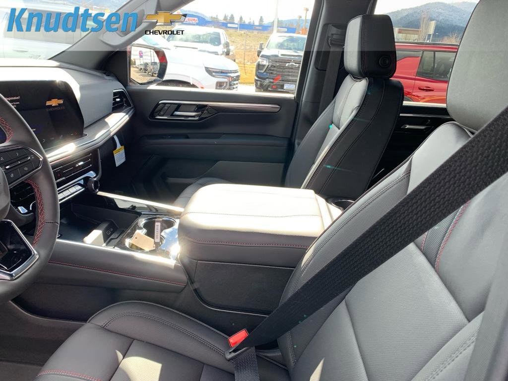 New 2026 Chevrolet Suburban RST w/ Advanced Technology Package AWD/4WD image 18