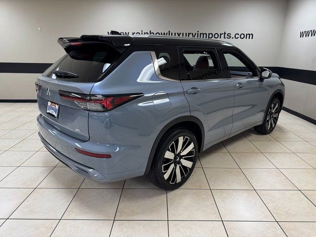 New 2026 Mitsubishi Outlander SEL image 6