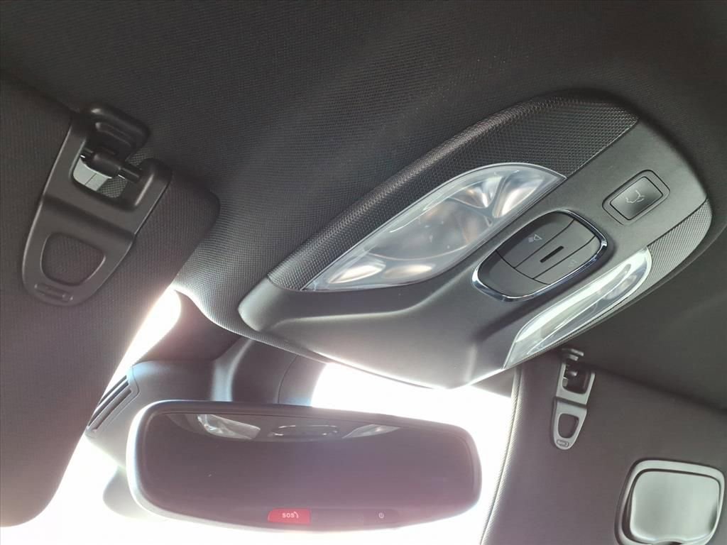 Used 2025 Jeep Compass Trailhawk w/ Trailhawk Elite Group image 30