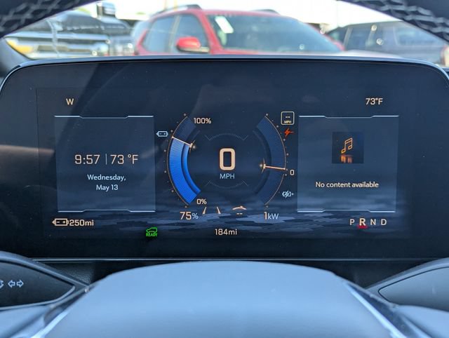 New 2026 Chevrolet Equinox EV LT FWD image 25