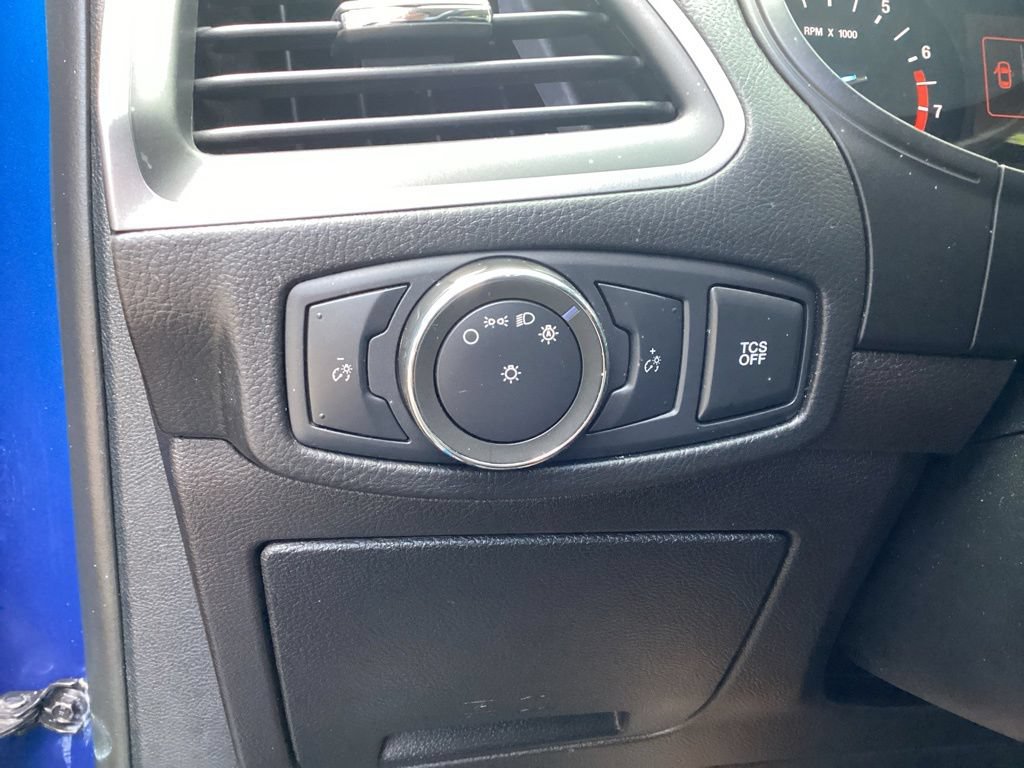 Used 2020 Ford Edge SE w/ Cargo Accessory Package FWD image 61