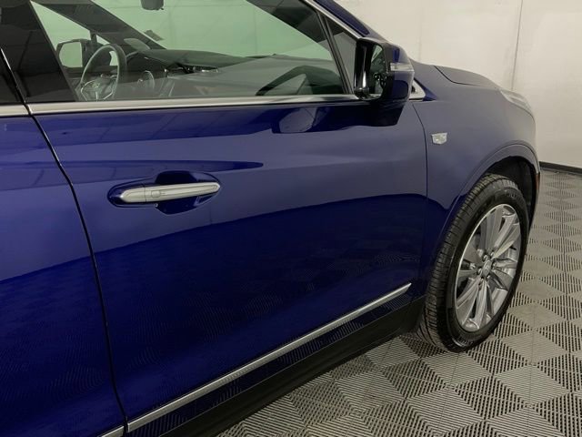 Certified 2025 Cadillac XT5 Premium Luxury w/ Technology Package image 7