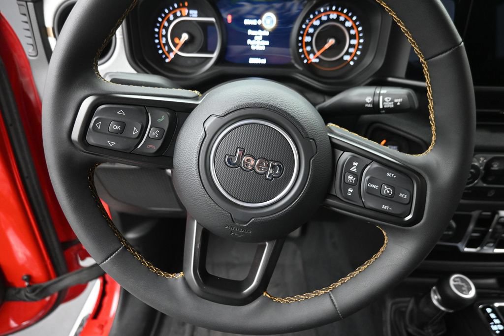 Used 2024 Jeep Gladiator Sport AWD/4WD image 17