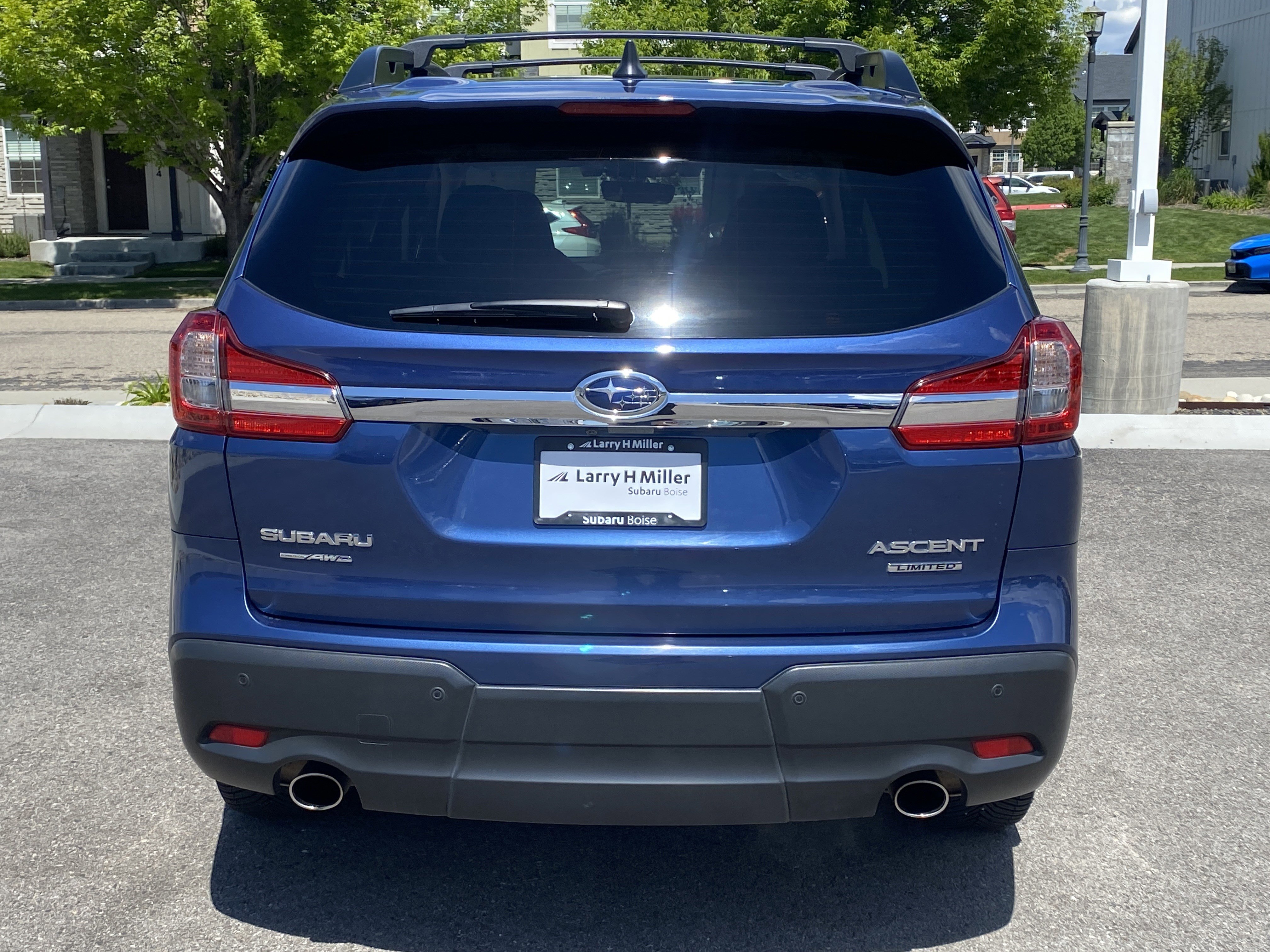 Certified 2022 Subaru Ascent Limited w/ Technology Package AWD/4WD image 5