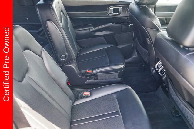Certified 2022 Kia Sorento SX image 18