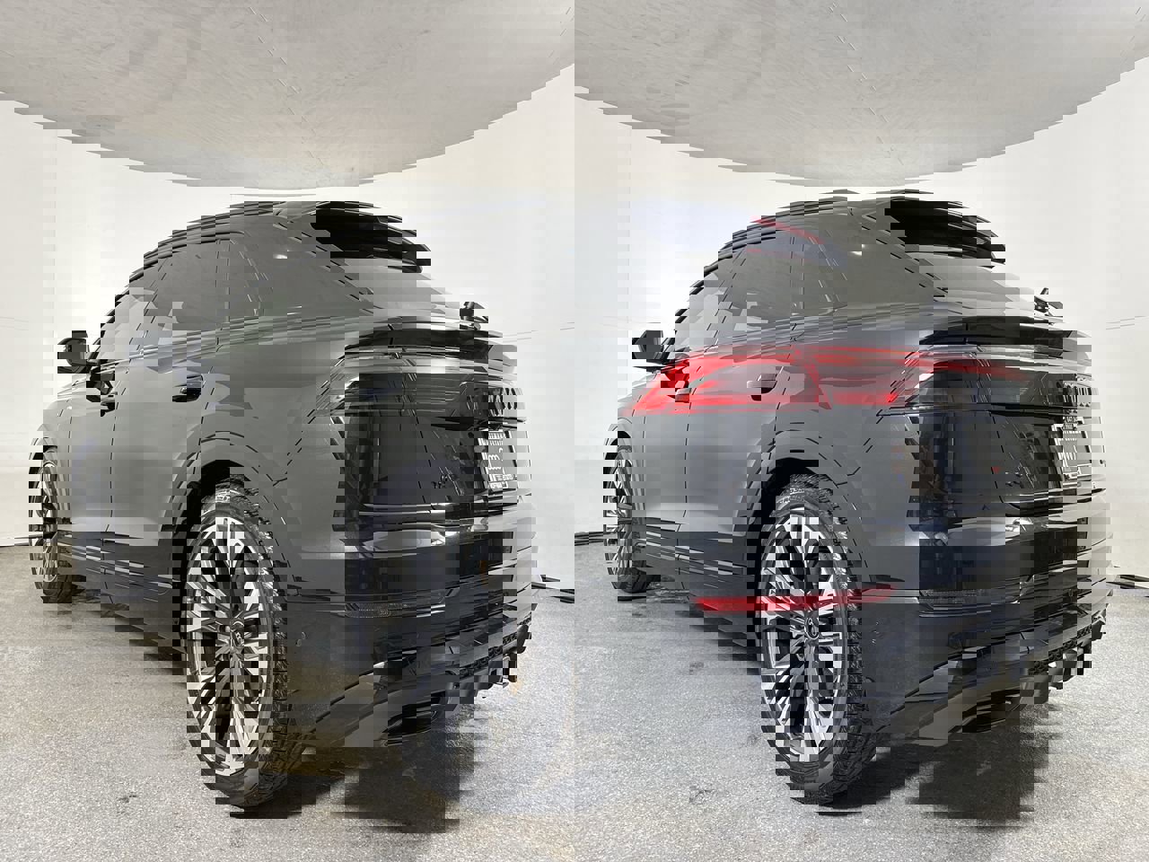 Used 2025 Audi Q8 Premium Plus w/ Premium Plus Package image 34