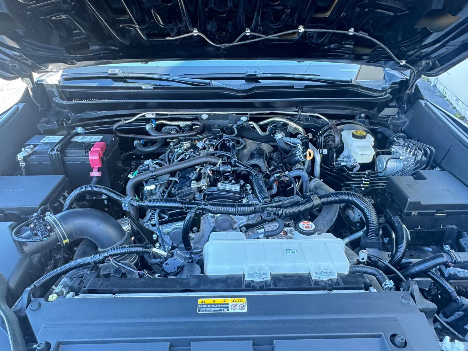 Used 2025 Toyota Tacoma SR image 29