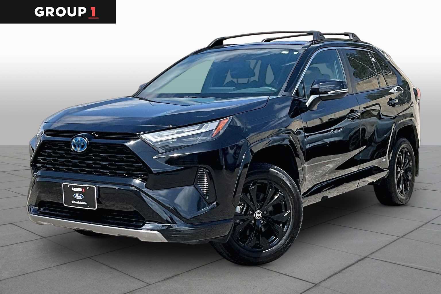 Used 2024 Toyota RAV4 SE AWD/4WD video 1
