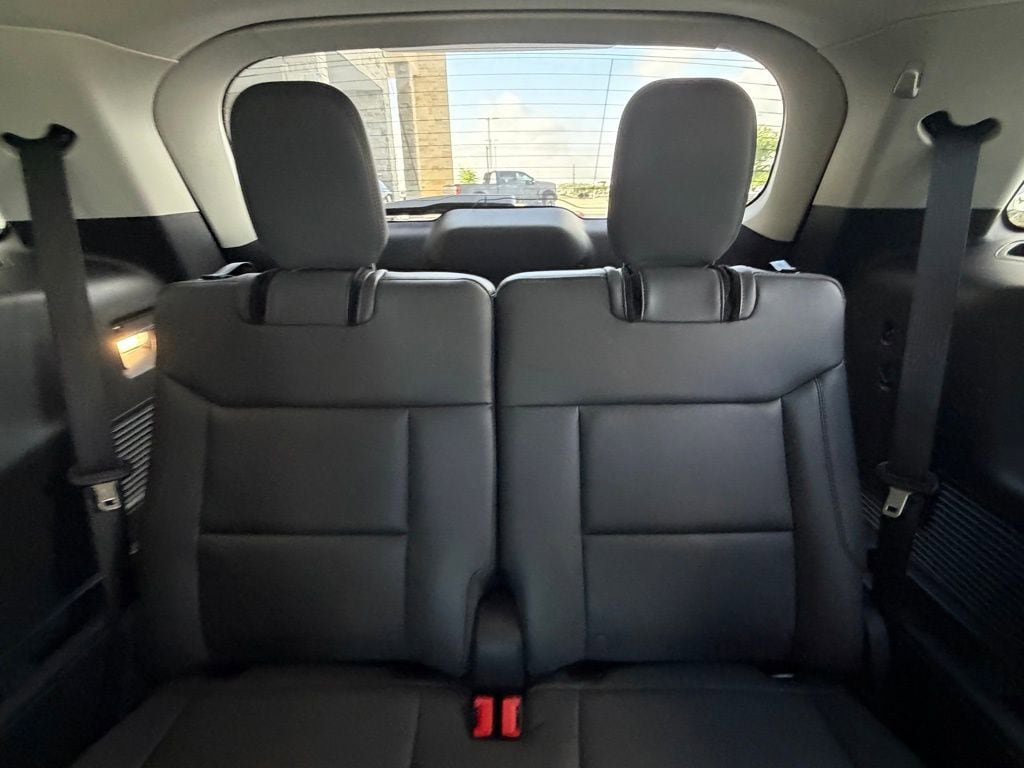 New 2026 Ford Explorer Active w/ Active Comfort Package RWD image 57