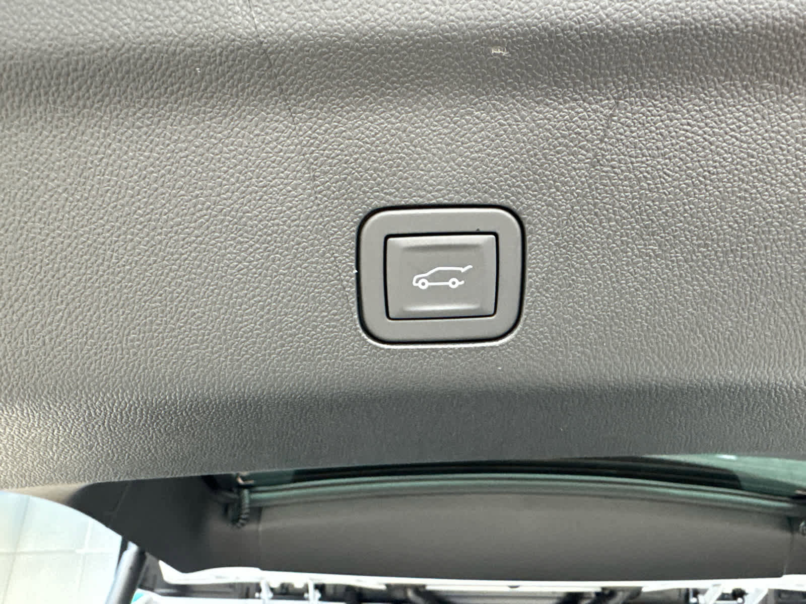 New 2026 Chevrolet Suburban High Country image 16