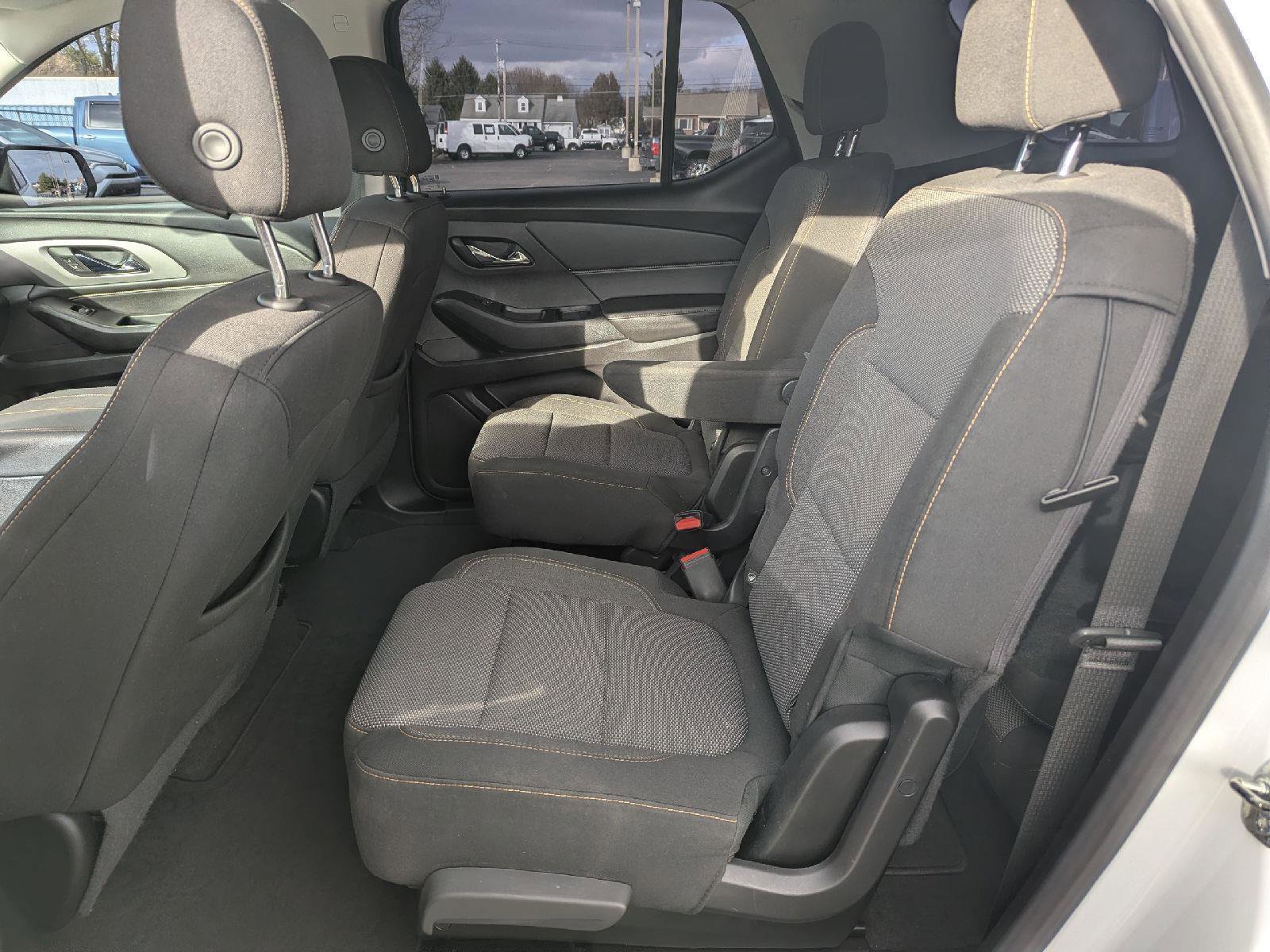 Used 2019 Chevrolet Traverse LT w/ LPO, Blackout Package image 33